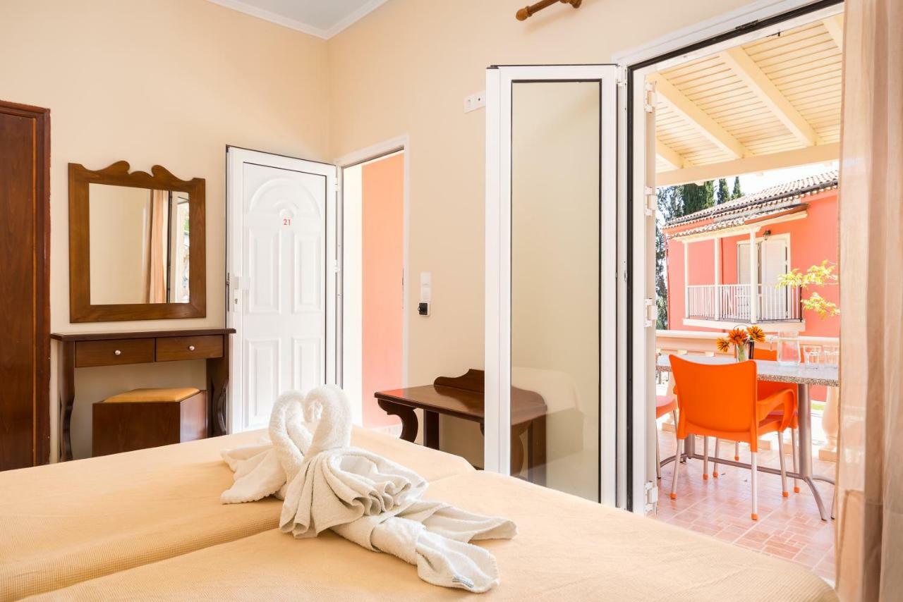 Fouxia And Apartment Perama (Corfu)